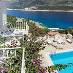 Club Capa Hotel
