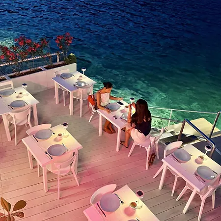 Hotel Club Capa 3*