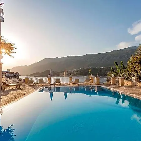 Club Capa 3* Каш