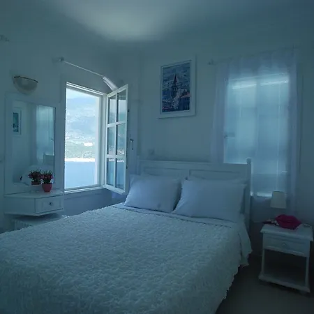 クラブ シャパ 3* カシュ