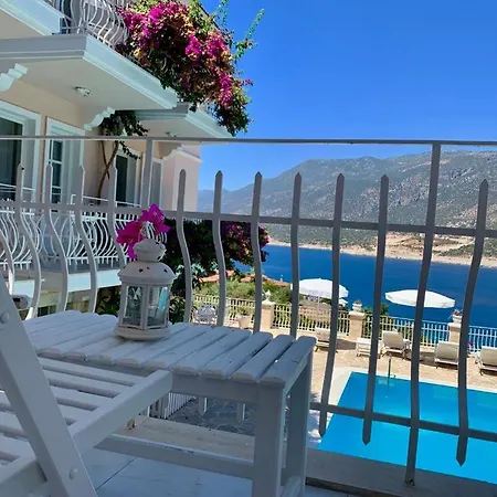 Club Capa فندق