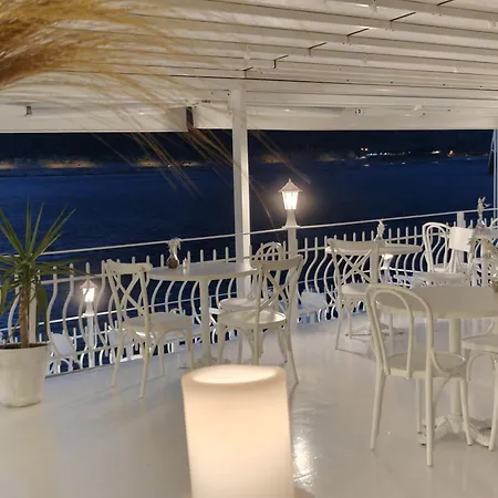Club Capa Hotel